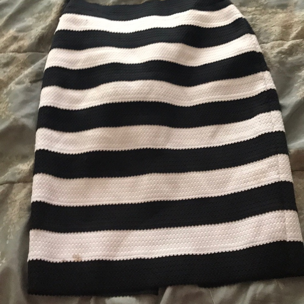 a black and white formal skirt